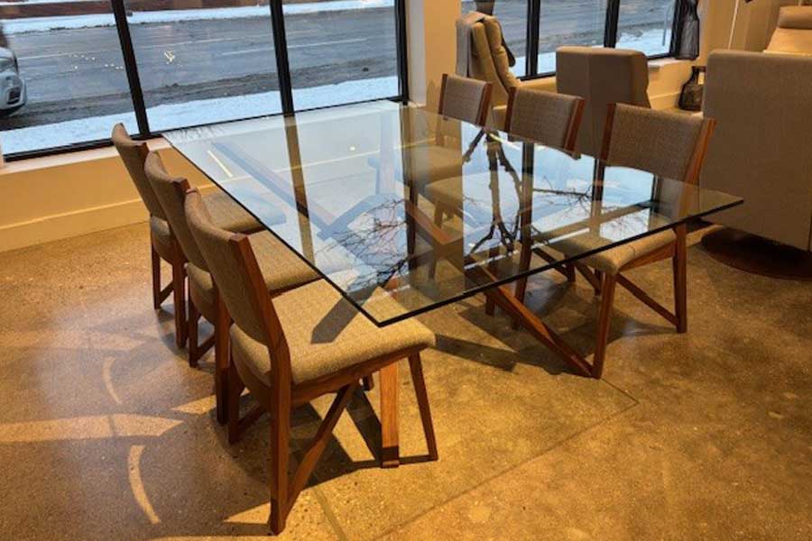 Copeland-Exeter-Table-and-chairs